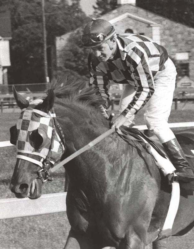 Secretariat with jockey Ron Turcotte after winning the 1973 Preakness Stakes, part of his Triple Crown sweep