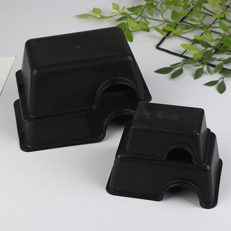 Reptile Black Ventilated Hide Box